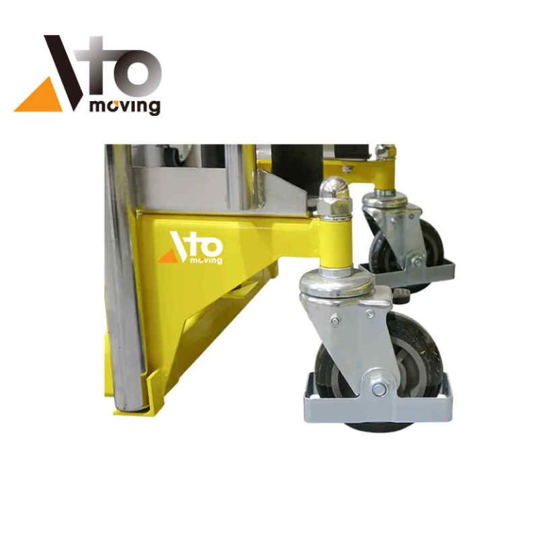 The wheel of warehouse battery-powered stacker with 1500mm lifting capability and heavy-duty forks