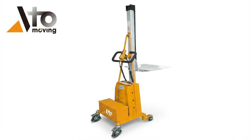 lighty duty counter balance stacker